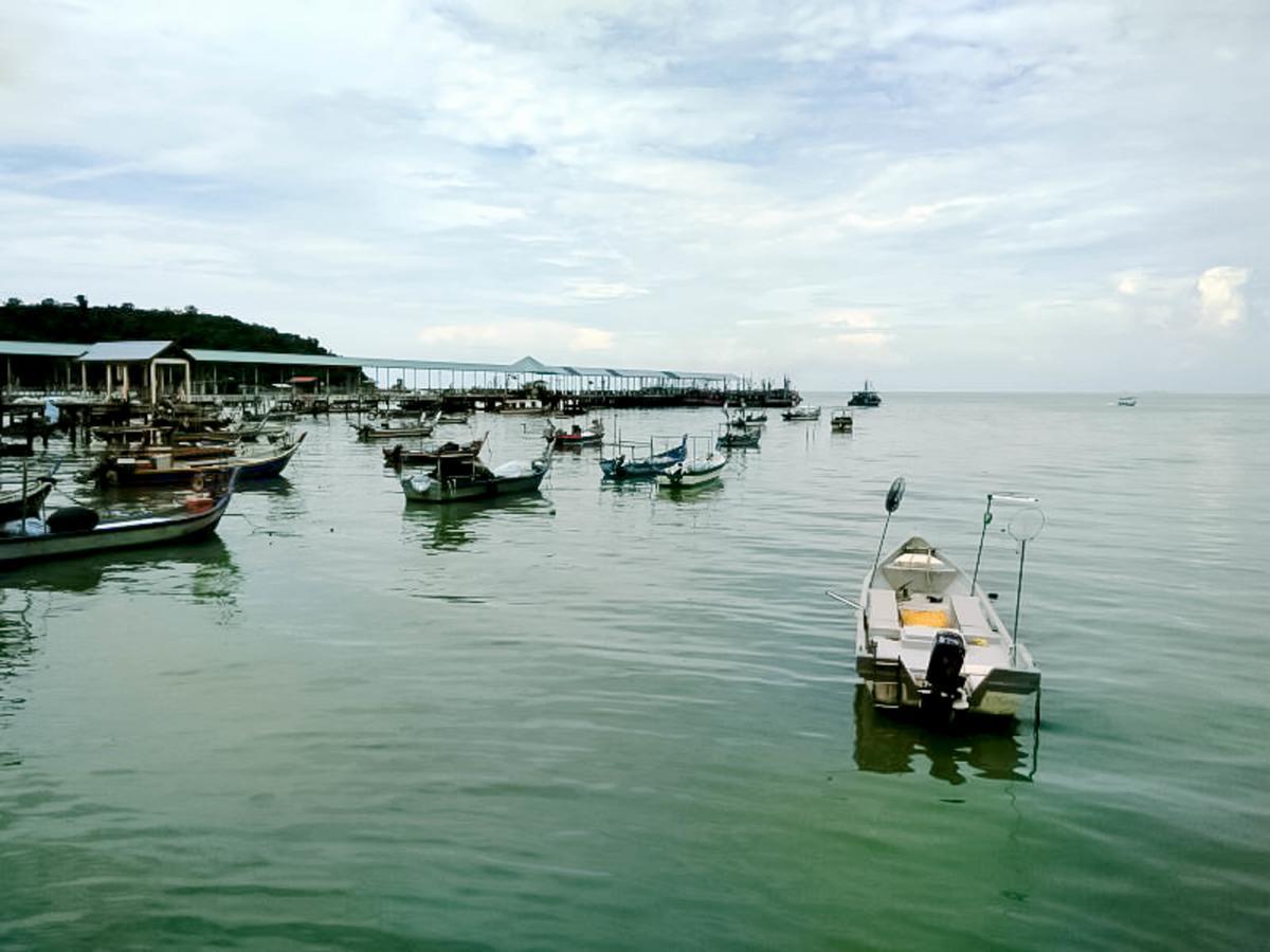 Hotel & Chalet Sportfishing Pnk Teluk Bahang Exterior foto