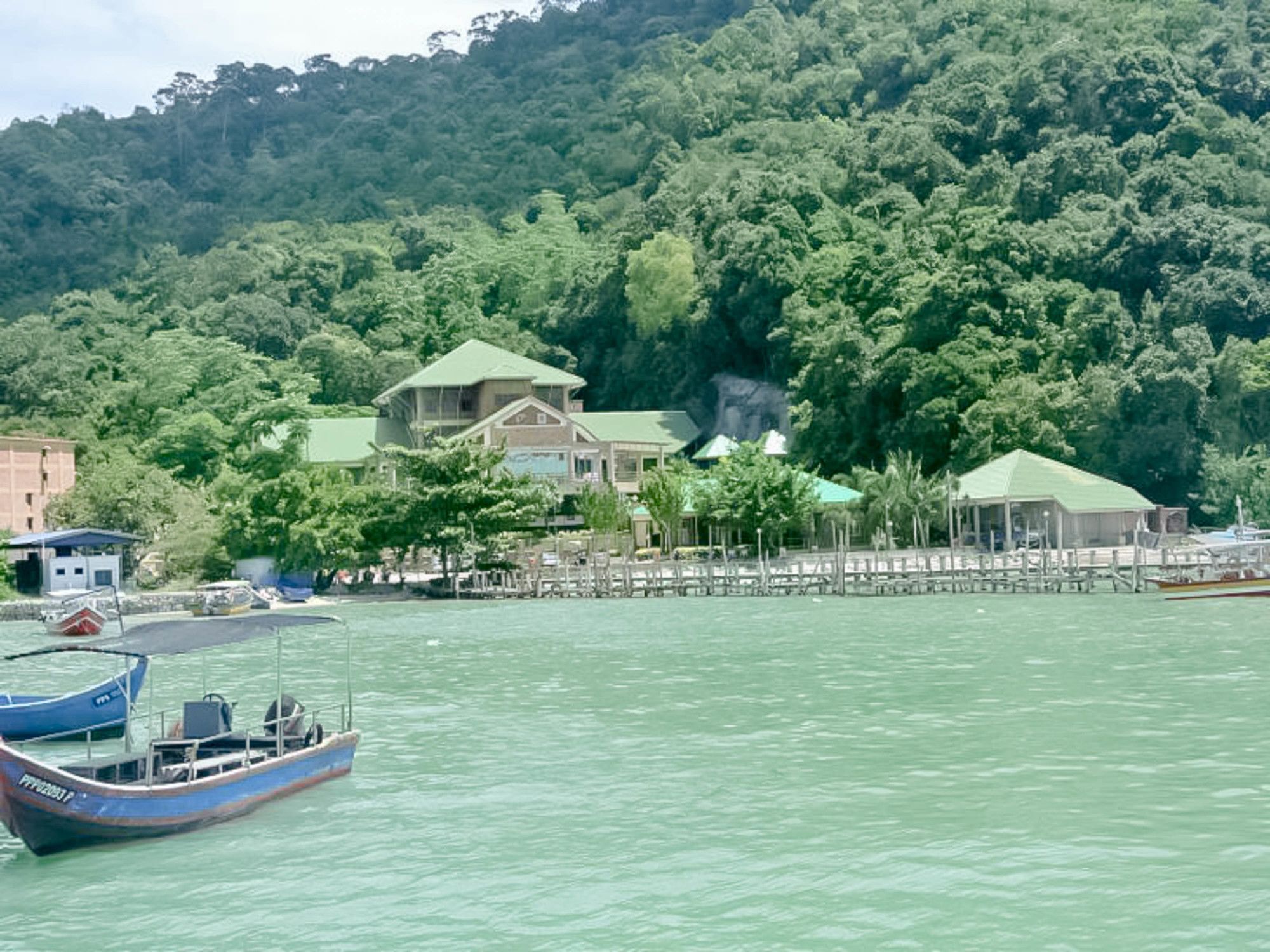 Hotel & Chalet Sportfishing Pnk Teluk Bahang Exterior foto